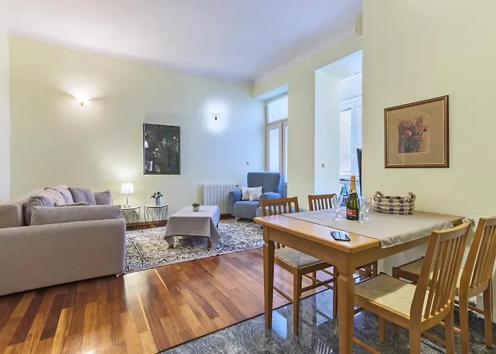 Center Apartman *